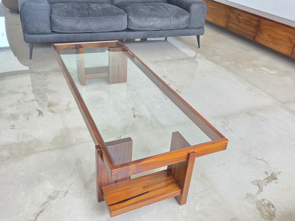 TABLE A MANGER — 2