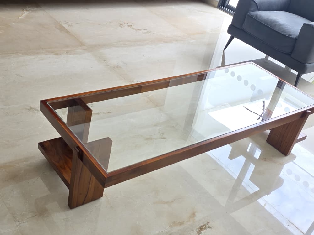 TABLE A MANGER — 3